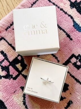 NEW Silver Cross Cubic Zirconia Ring Size 10